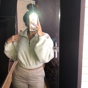 Honeybum teddy sweater